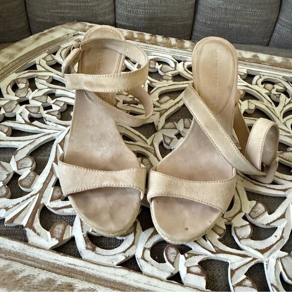 Burberry Cream Suede Leather Ankle Wrap Wedge Sandals Shoes Women’s 37 US 7 - Picture 2 of 16